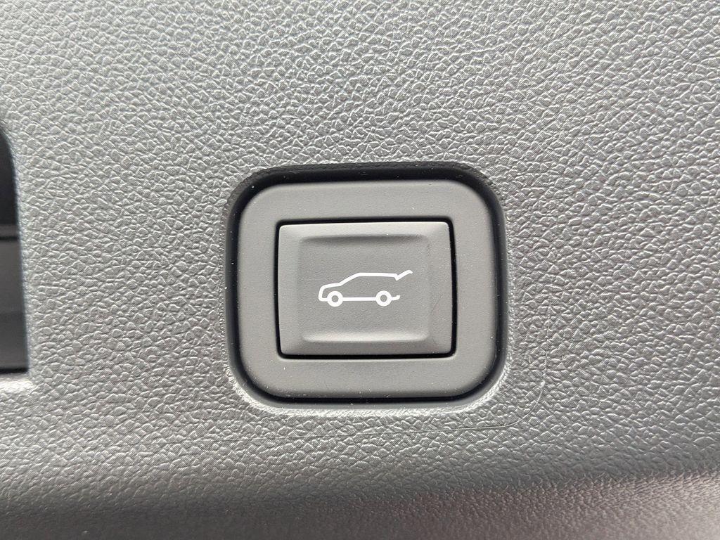 new 2026 Chevrolet Traverse car, priced at $59,210