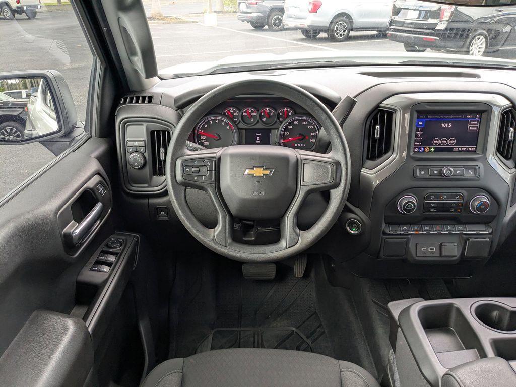 used 2024 Chevrolet Silverado 1500 car, priced at $35,288