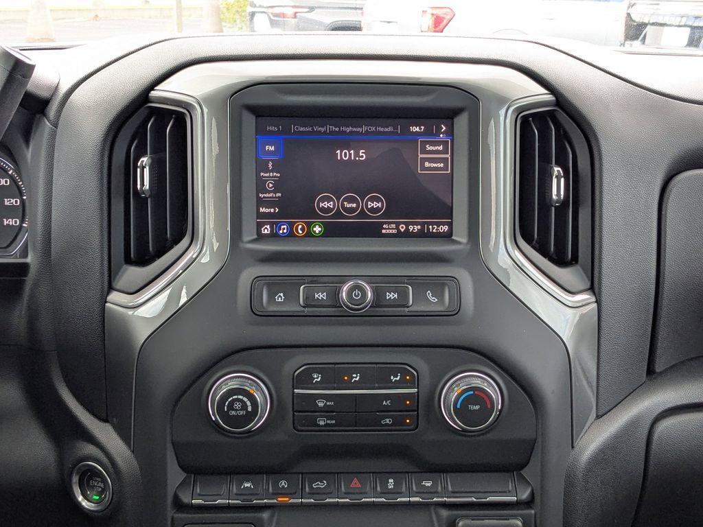 used 2024 Chevrolet Silverado 1500 car, priced at $35,288