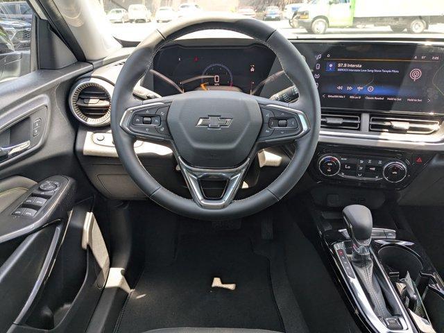 new 2025 Chevrolet Trax car, priced at $27,085