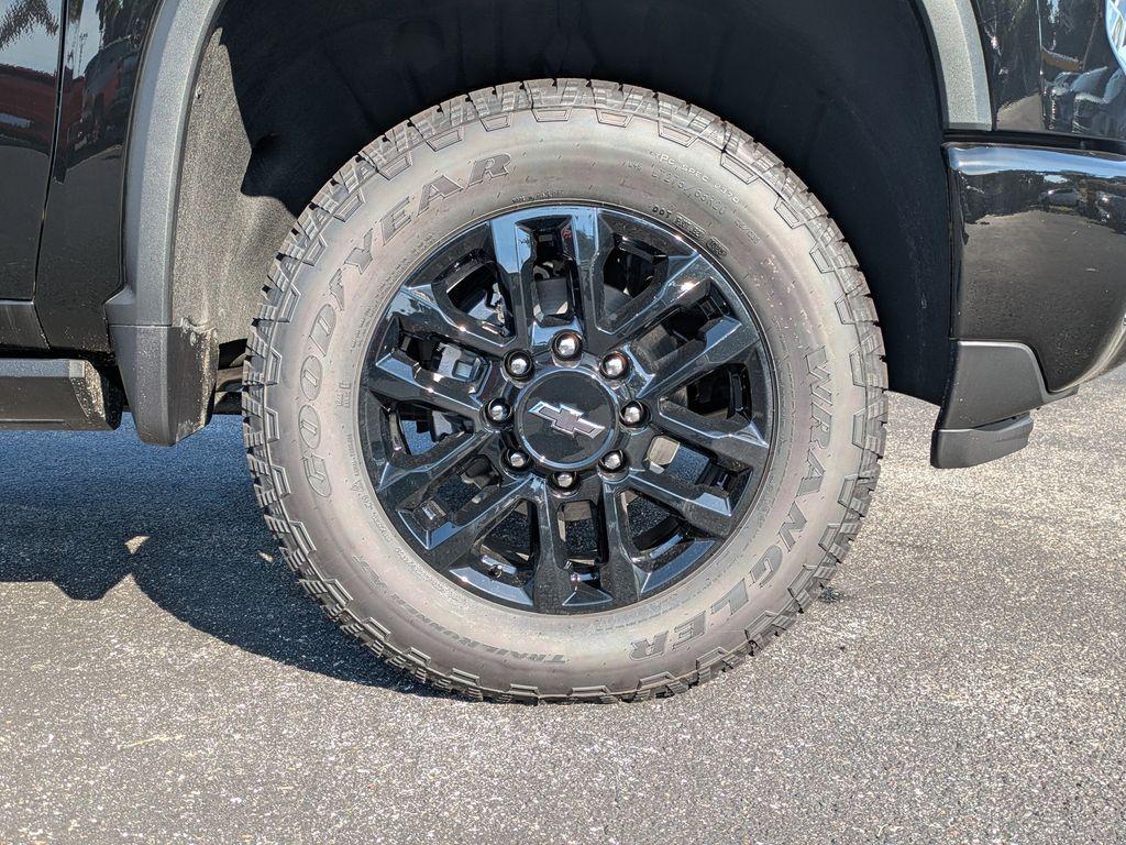 new 2025 Chevrolet Silverado 3500 car, priced at $86,645