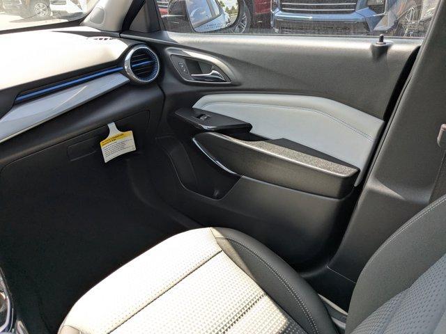 new 2025 Chevrolet Trax car, priced at $23,095
