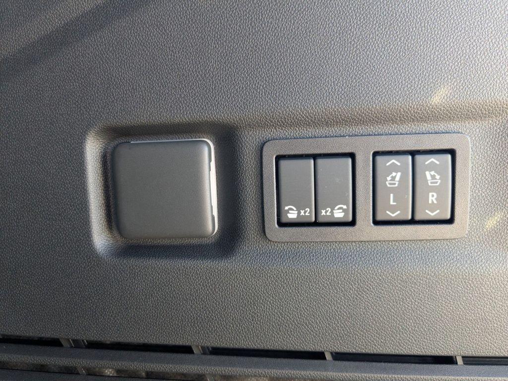 new 2025 Chevrolet Suburban car, priced at $77,695