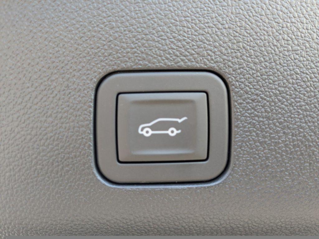 new 2025 Chevrolet Suburban car, priced at $77,695