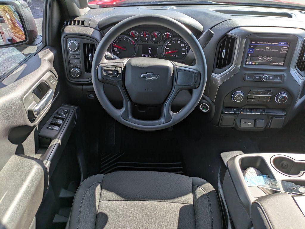 new 2025 Chevrolet Silverado 1500 car, priced at $42,555