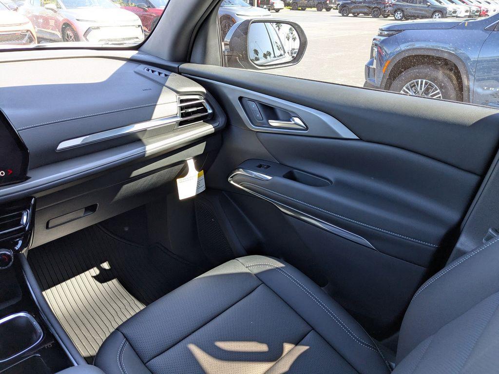 new 2026 Chevrolet Traverse car, priced at $50,345