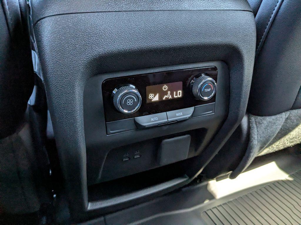 new 2026 Chevrolet Traverse car, priced at $50,345