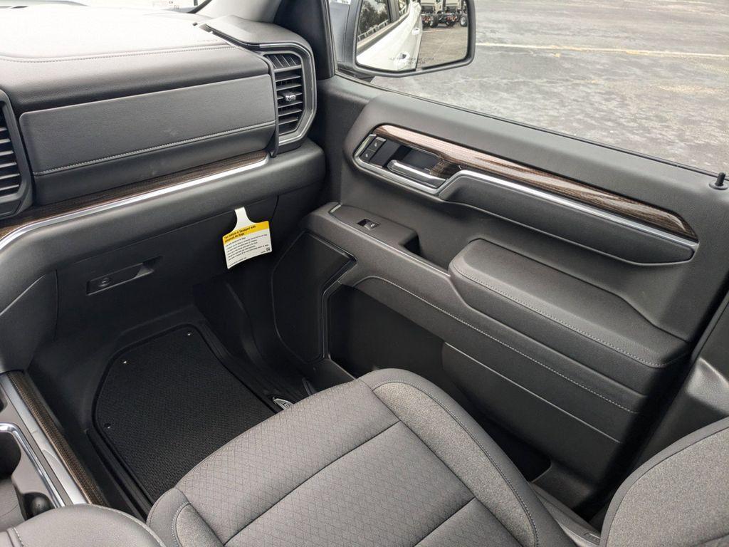 new 2025 Chevrolet Silverado 1500 car, priced at $49,385