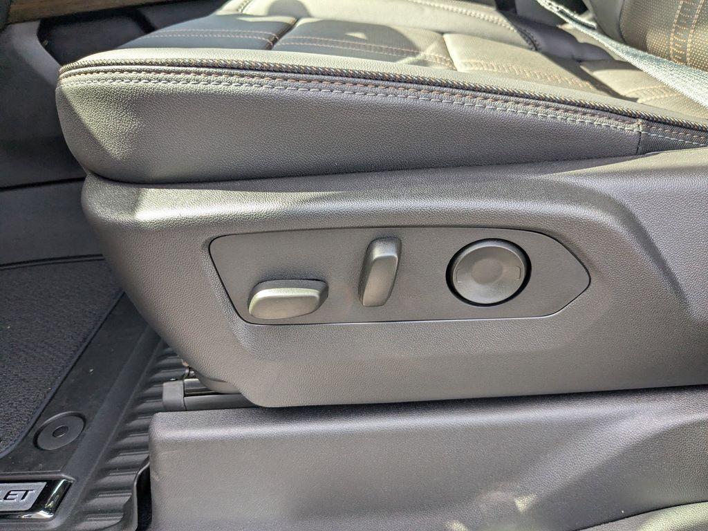new 2025 Chevrolet Silverado 2500 car, priced at $82,625