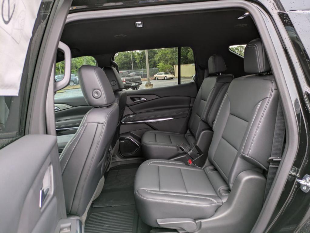 new 2025 Chevrolet Traverse car, priced at $45,475