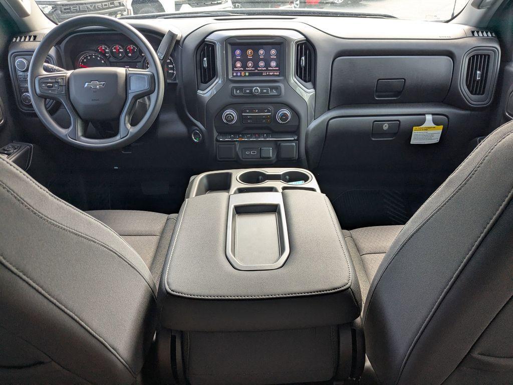 new 2025 Chevrolet Silverado 1500 car, priced at $42,555
