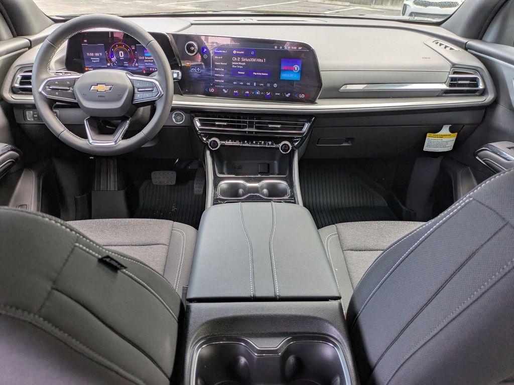 new 2026 Chevrolet Traverse car, priced at $43,740