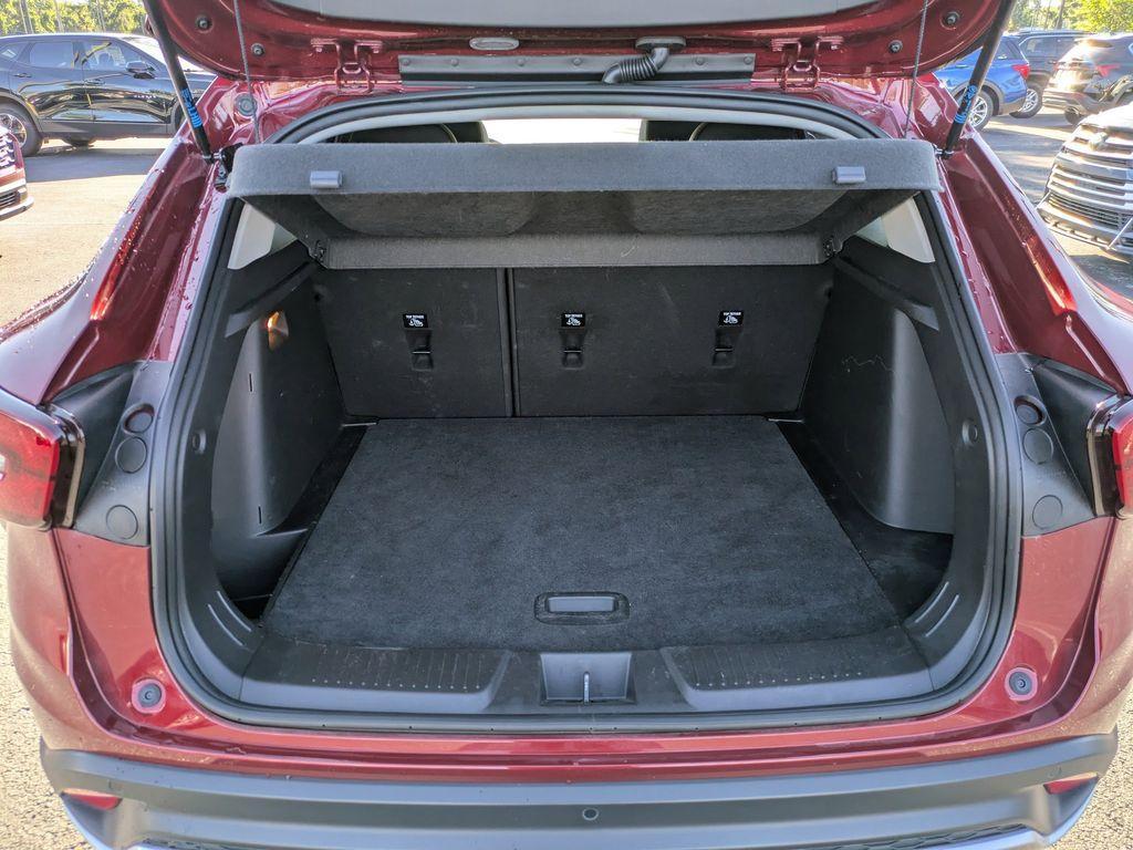 used 2025 Chevrolet Trax car, priced at $23,198