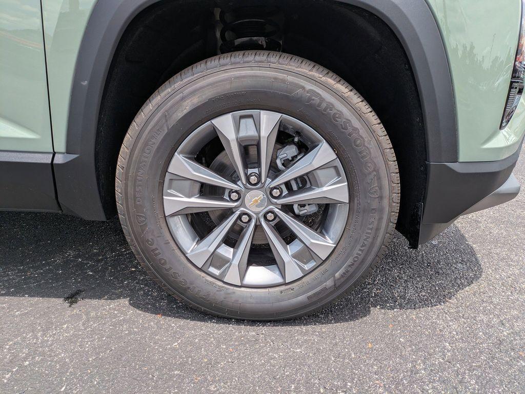 new 2026 Chevrolet Equinox car, priced at $25,995