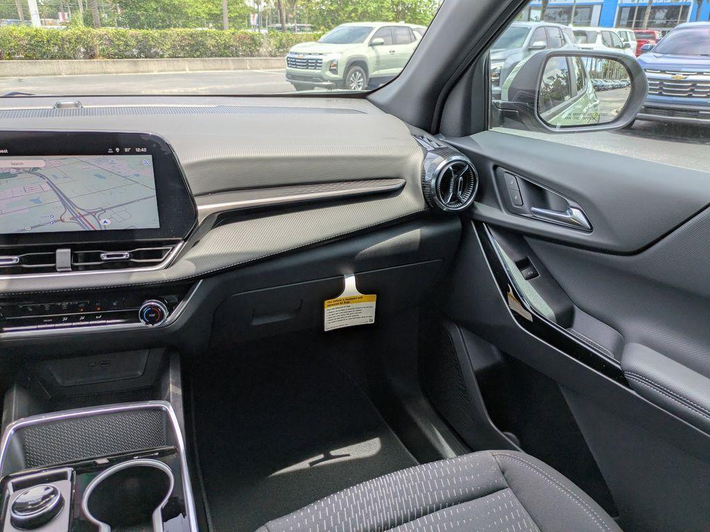 new 2026 Chevrolet Equinox car, priced at $25,995