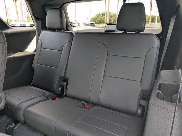 used 2022 Chevrolet Traverse car, priced at $35,788
