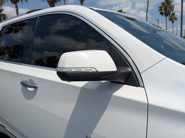 used 2022 Chevrolet Traverse car, priced at $35,788