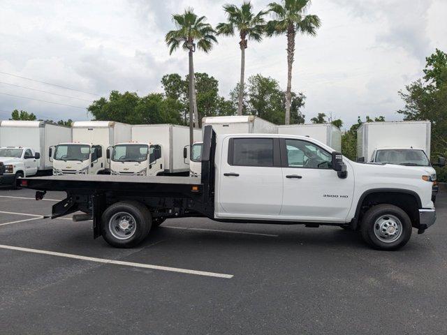 new 2024 Chevrolet Silverado 3500 car, priced at $61,653