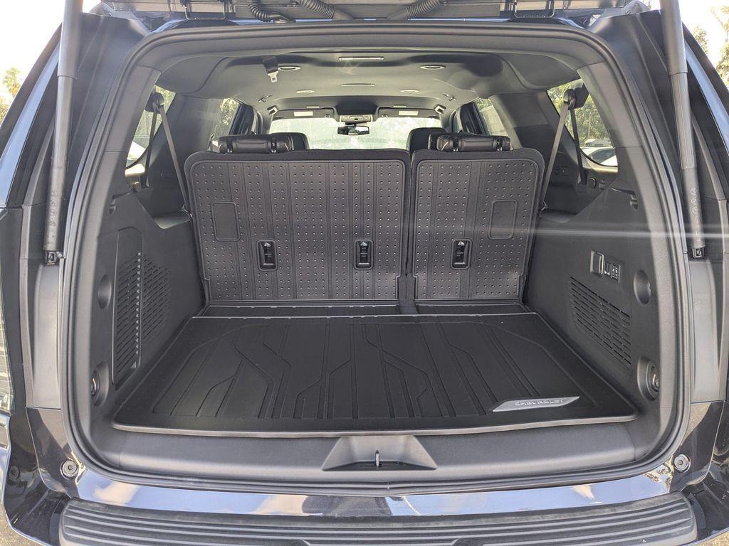 new 2025 Chevrolet Suburban car, priced at $80,540