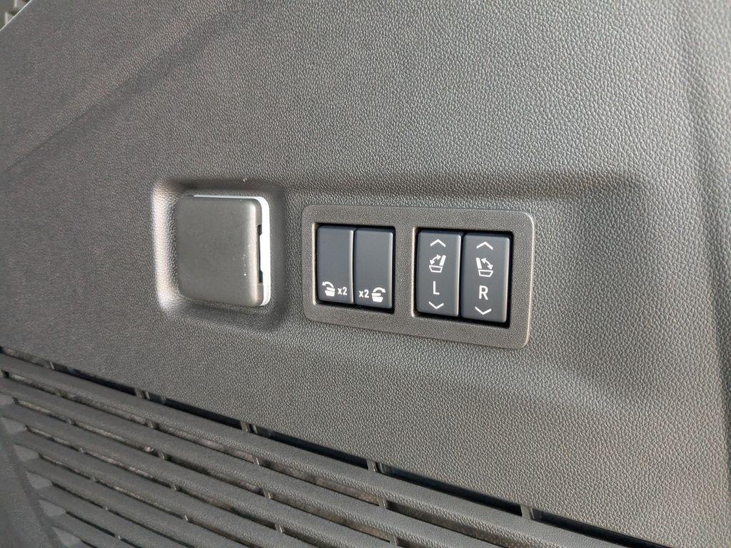 new 2025 Chevrolet Suburban car, priced at $81,395