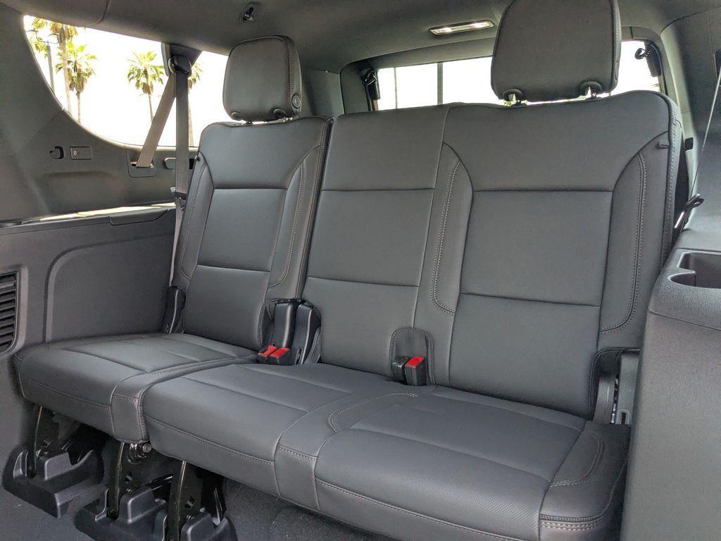 new 2025 Chevrolet Suburban car, priced at $81,395