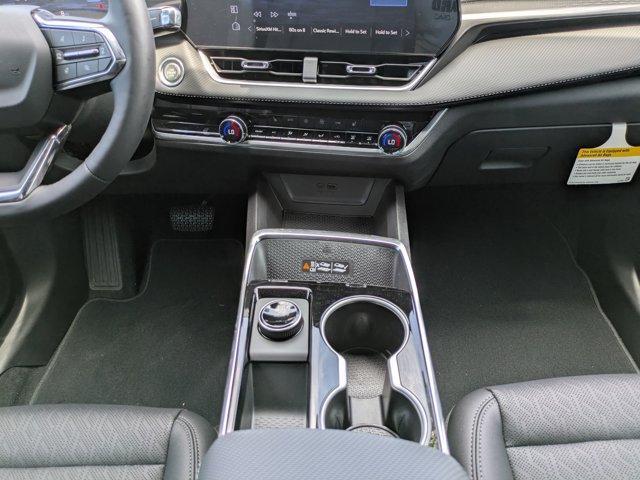 new 2026 Chevrolet Equinox car, priced at $31,585