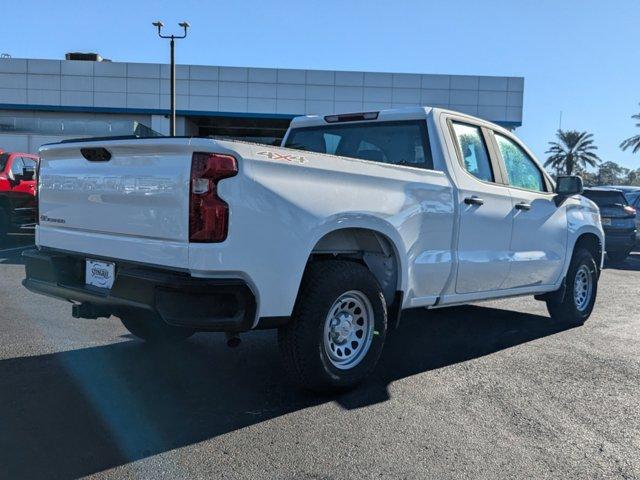 new 2025 Chevrolet Silverado 1500 car, priced at $39,640