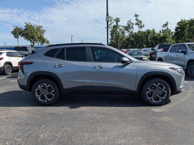 new 2025 Chevrolet Trax car, priced at $24,485