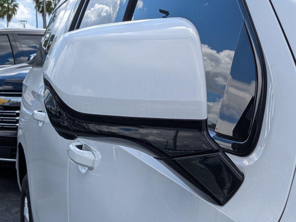 new 2025 Chevrolet Suburban car, priced at $58,995