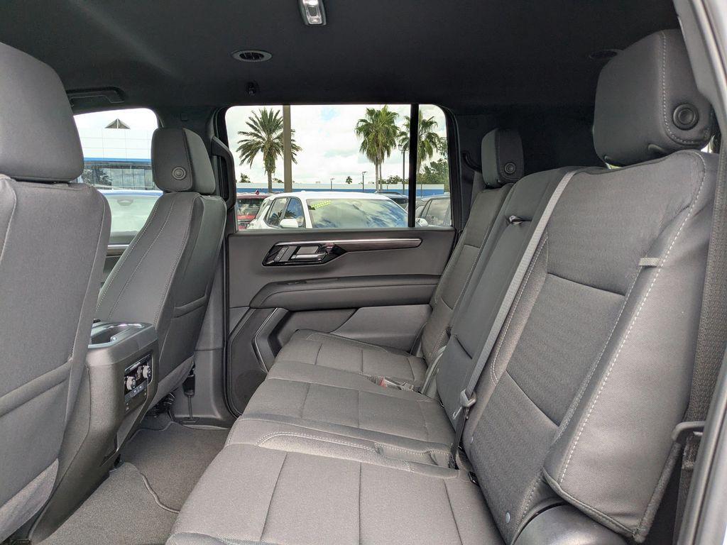 new 2025 Chevrolet Suburban car, priced at $58,995