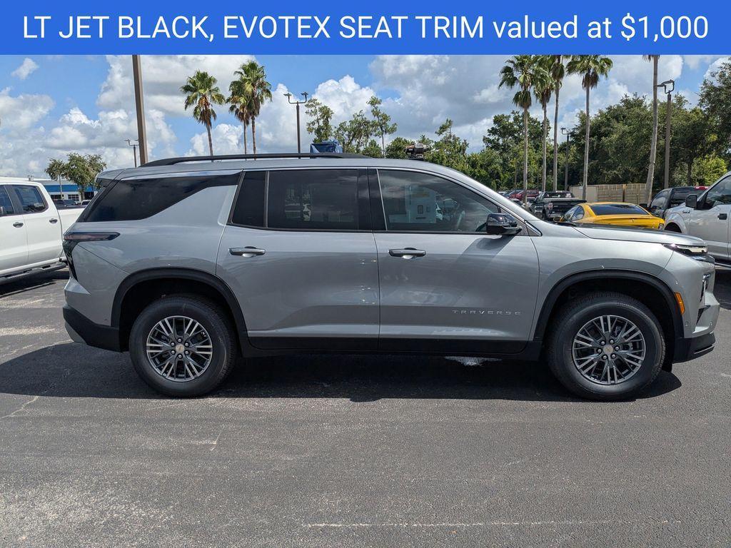 new 2025 Chevrolet Traverse car, priced at $44,630