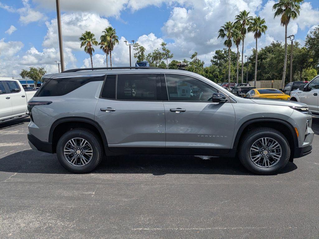 new 2025 Chevrolet Traverse car, priced at $43,130