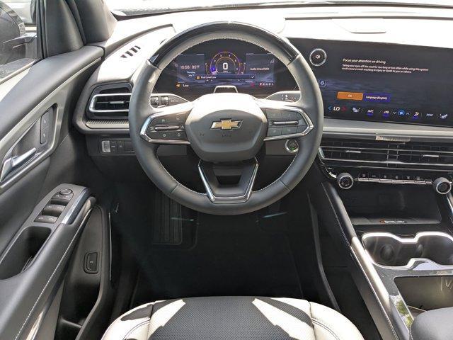 new 2025 Chevrolet Traverse car, priced at $45,130