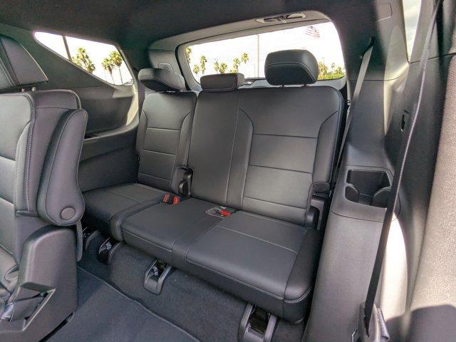 new 2025 Chevrolet Traverse car, priced at $45,130