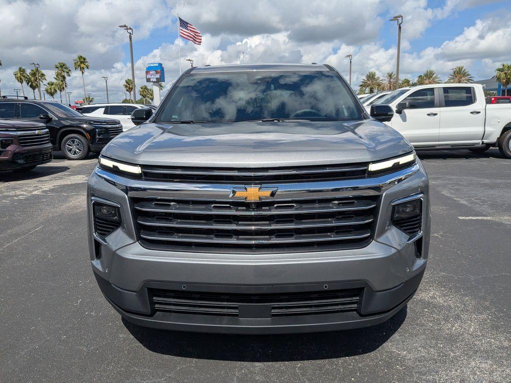 new 2025 Chevrolet Traverse car, priced at $43,130
