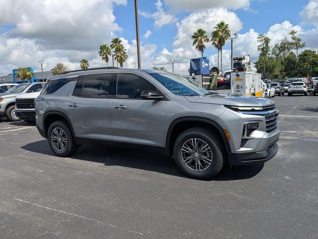 new 2025 Chevrolet Traverse car, priced at $43,130