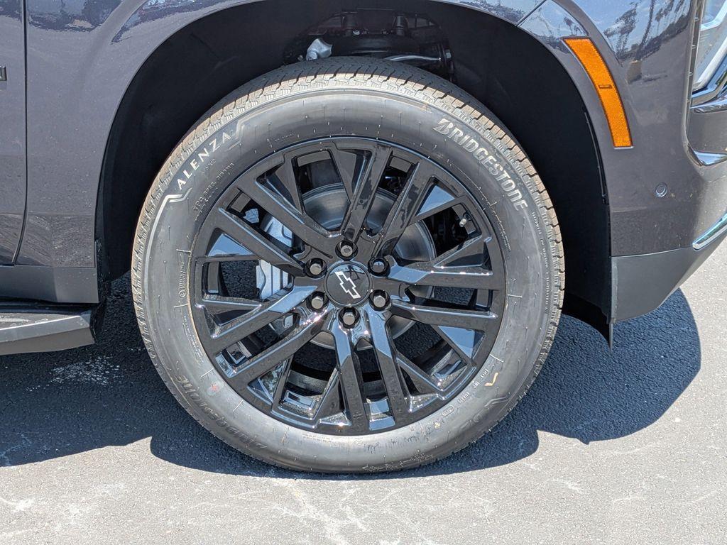 new 2025 Chevrolet Suburban car, priced at $76,845