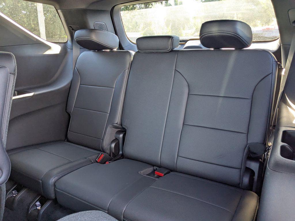 new 2026 Chevrolet Traverse car, priced at $47,690