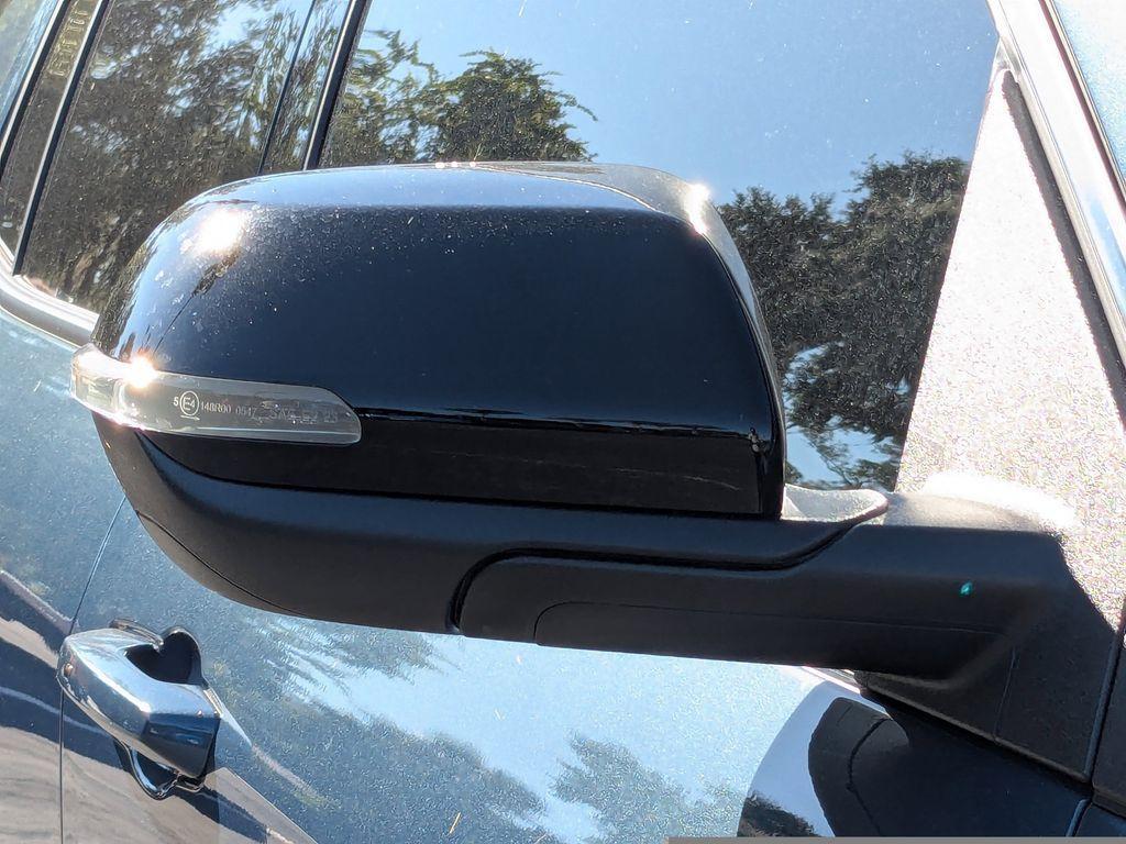 new 2026 Chevrolet Traverse car, priced at $47,690