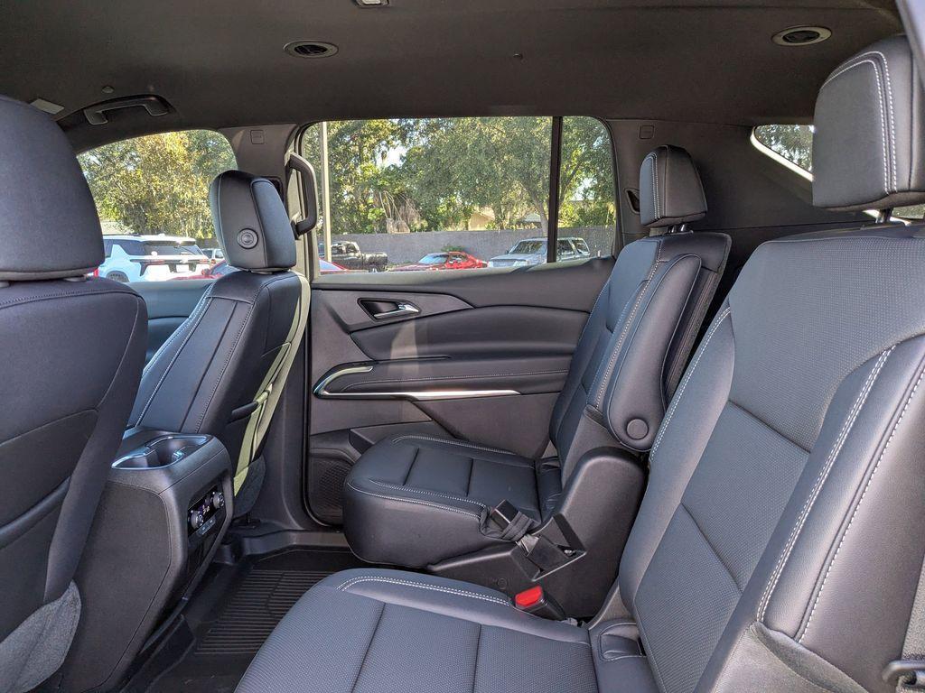 new 2026 Chevrolet Traverse car, priced at $47,690