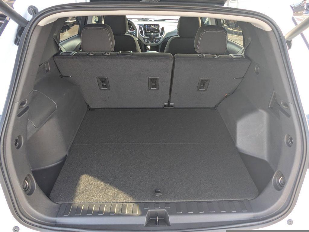 used 2023 Chevrolet Equinox car, priced at $21,988