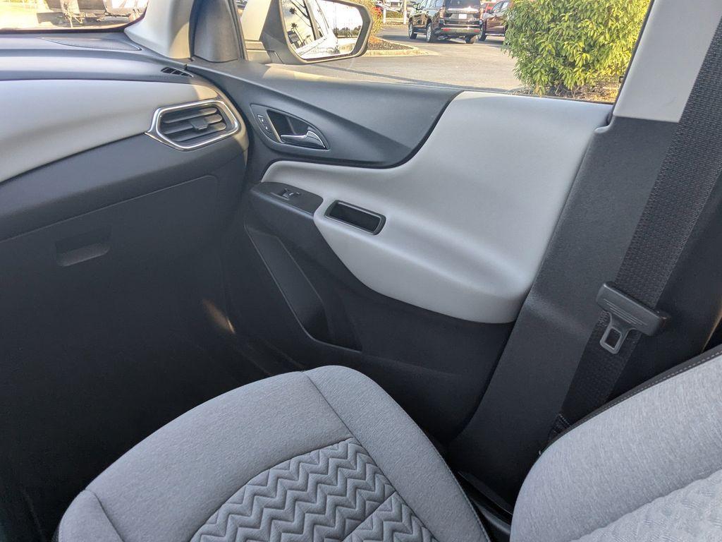 used 2023 Chevrolet Equinox car, priced at $21,988