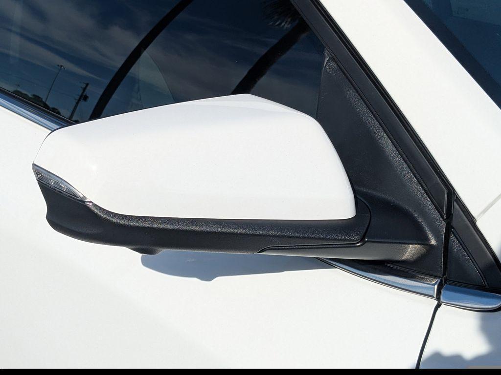 used 2023 Chevrolet Equinox car, priced at $21,988