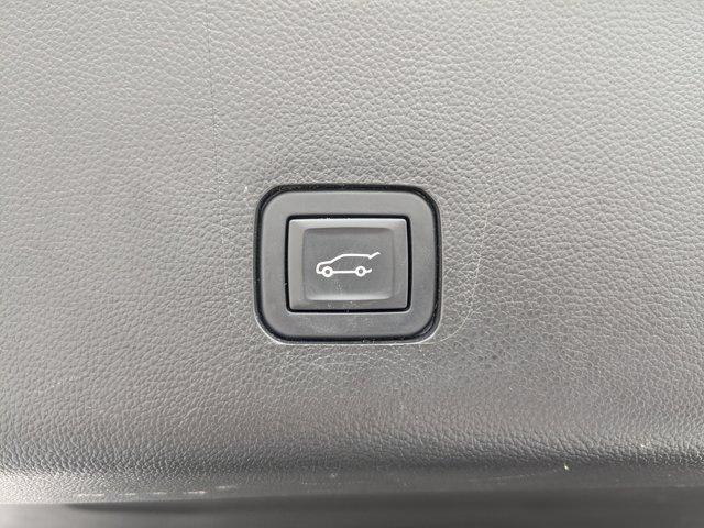 used 2019 Chevrolet Traverse car, priced at $17,588