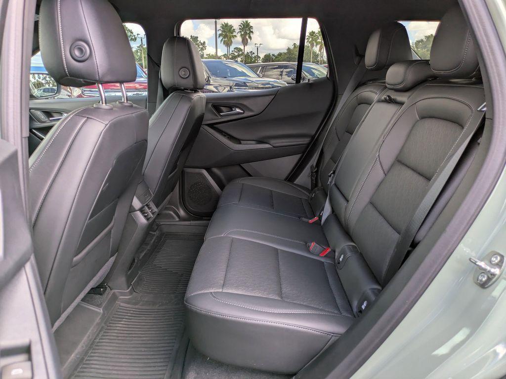 new 2026 Chevrolet Equinox car, priced at $29,310