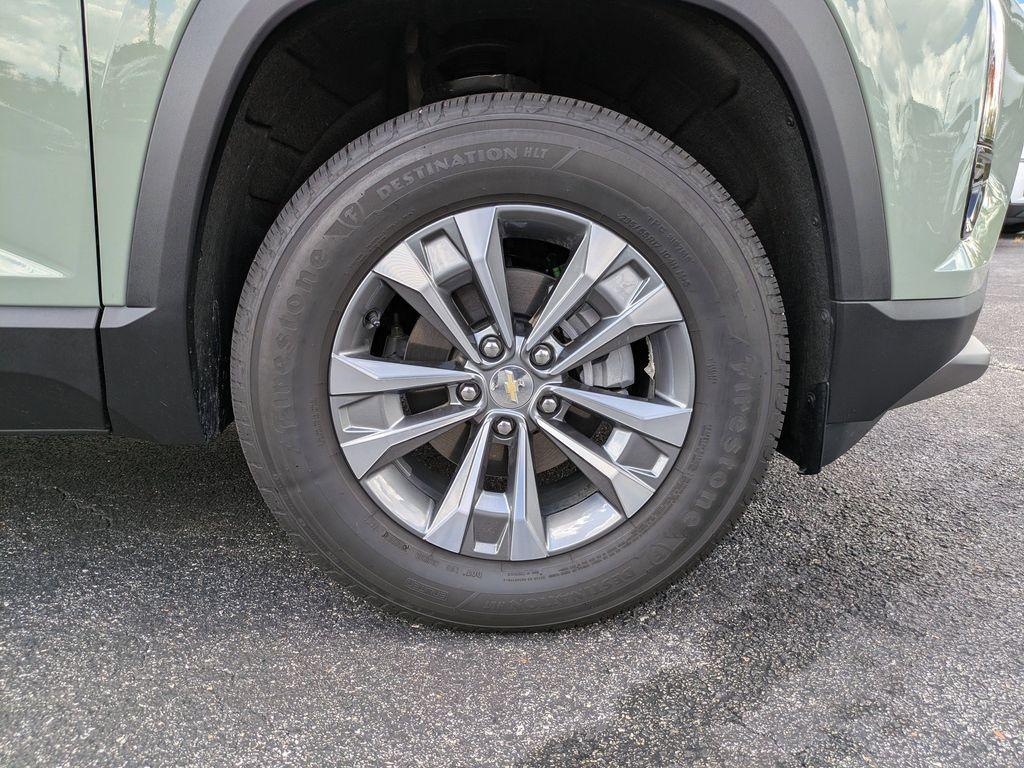 new 2026 Chevrolet Equinox car, priced at $29,310
