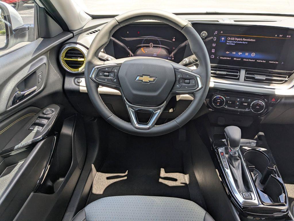 new 2025 Chevrolet Trax car, priced at $22,485