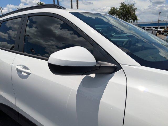 new 2025 Chevrolet Trax car, priced at $24,985