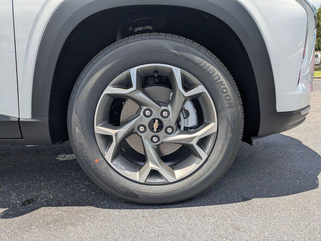 new 2025 Chevrolet Trax car, priced at $22,485