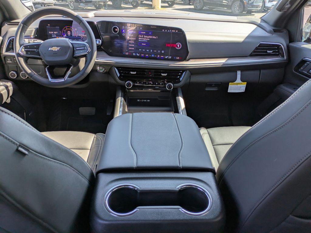 new 2025 Chevrolet Suburban car, priced at $75,195